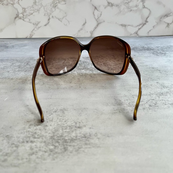 Gucci Sunglasses - Picture 4 of 8